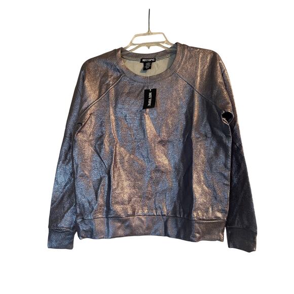 NWT Hot Topic Women's Silver Metallic Pullover Crew Neck Sweatshirt Size Medium - Picture 1 of 6